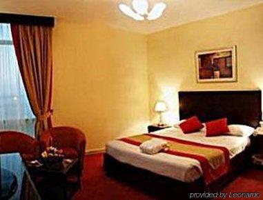 Howard Johnson By Wyndham Downtown 3*