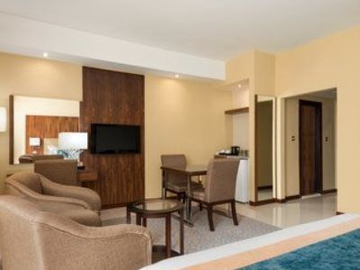 Готель Howard Johnson By Wyndham Downtown